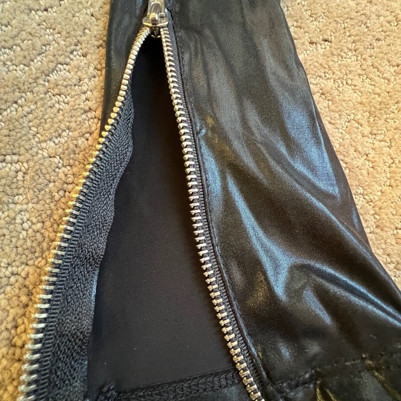 See You Monday-Made In the USA-Shiny Black Leggings with leg zippers-Small - Picture 4 of 7